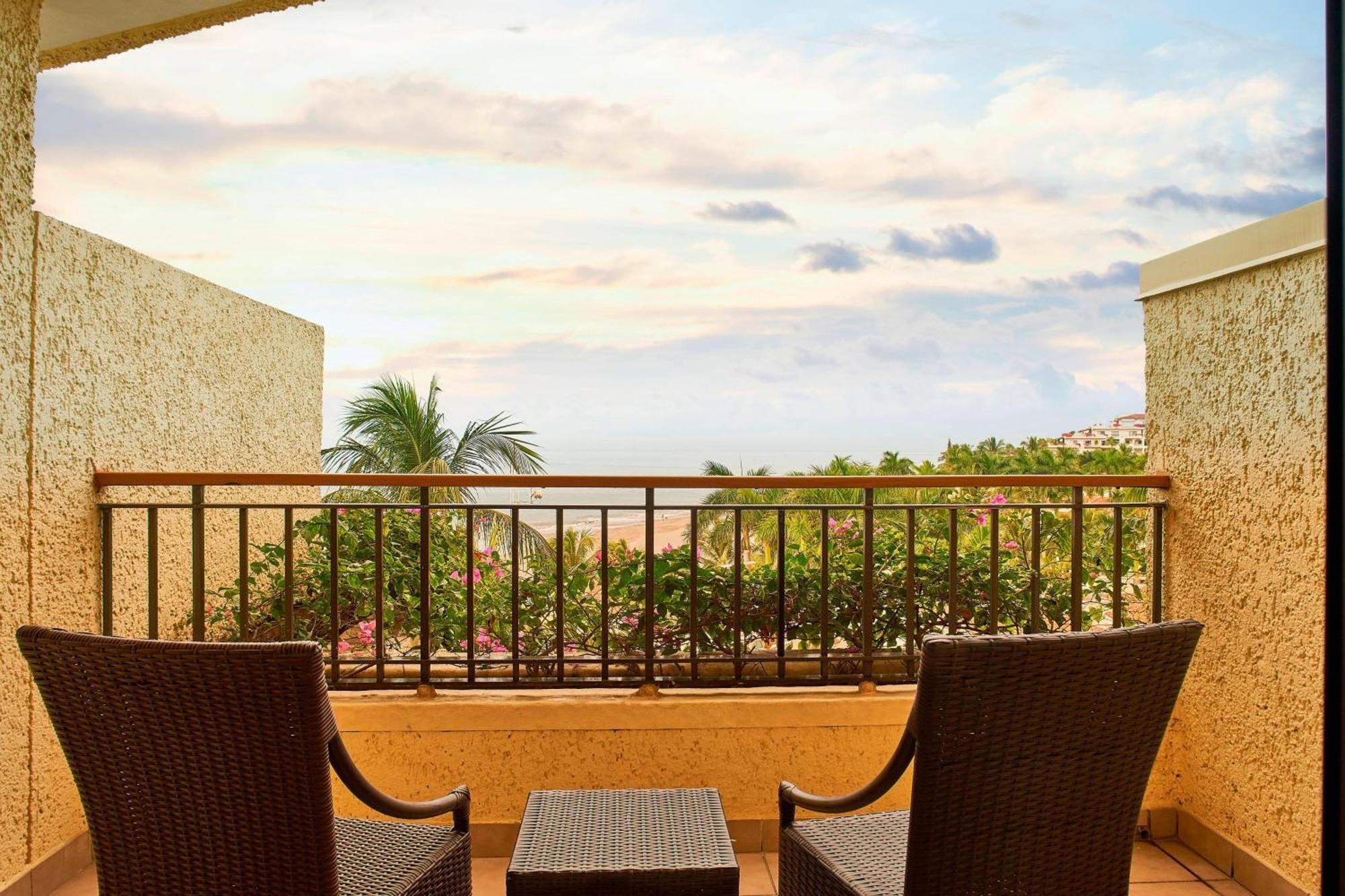 Marriott Puerto Vallarta Resort & Spa Exterior foto
